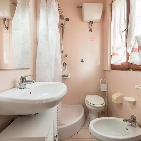 Villa Nuraghe - Blu Home Sharing Santa Margherita di Pula
